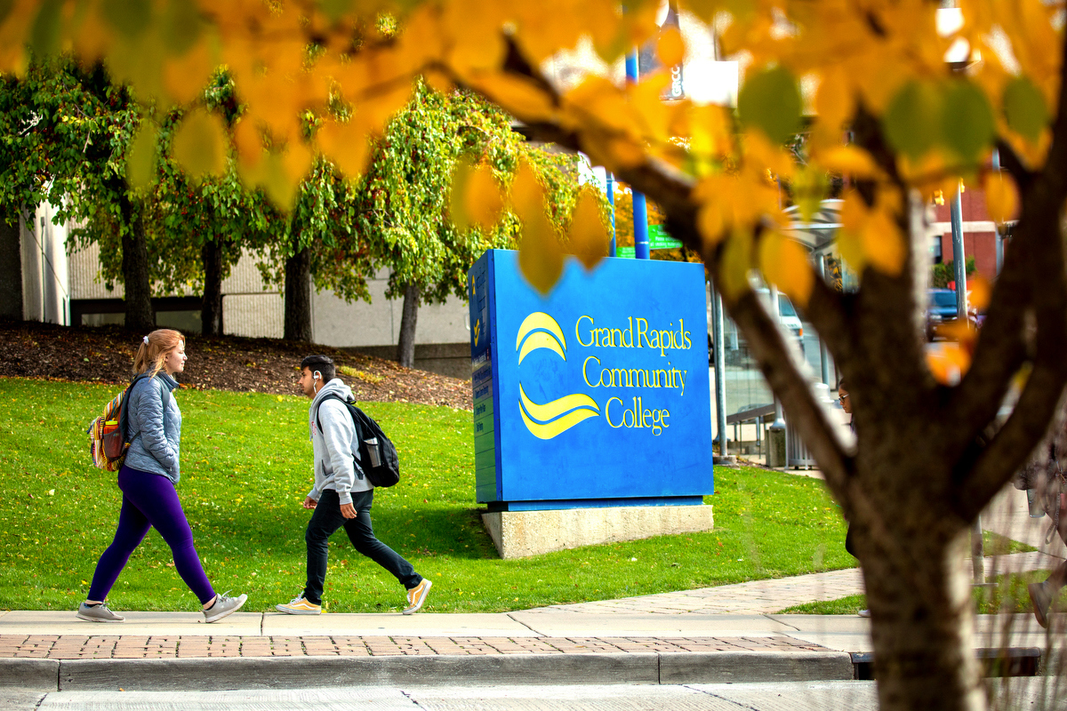 Grand Rapids Community College-Students walking on Main Campus